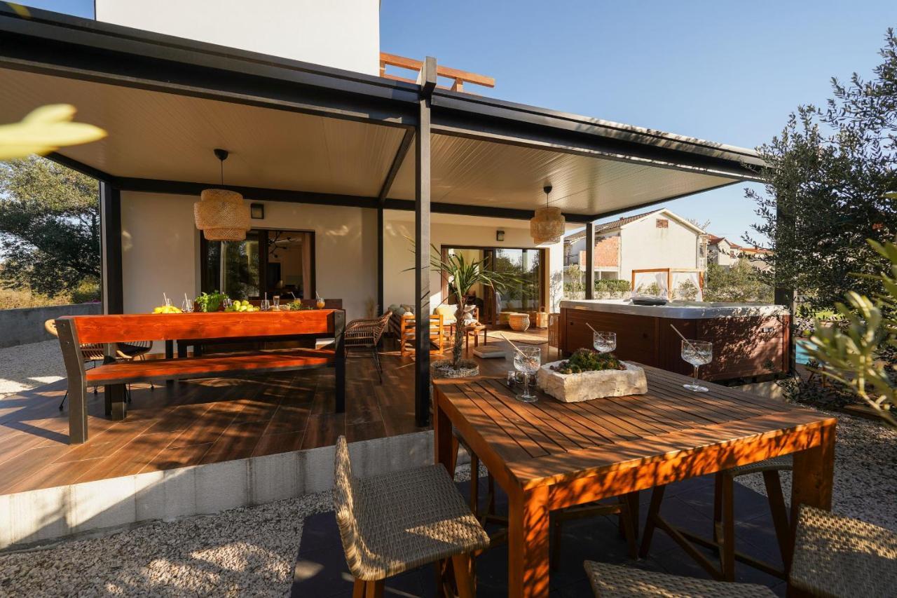 Villa Suncica Zadarvillas ซูโกชัน ภายนอก รูปภาพ