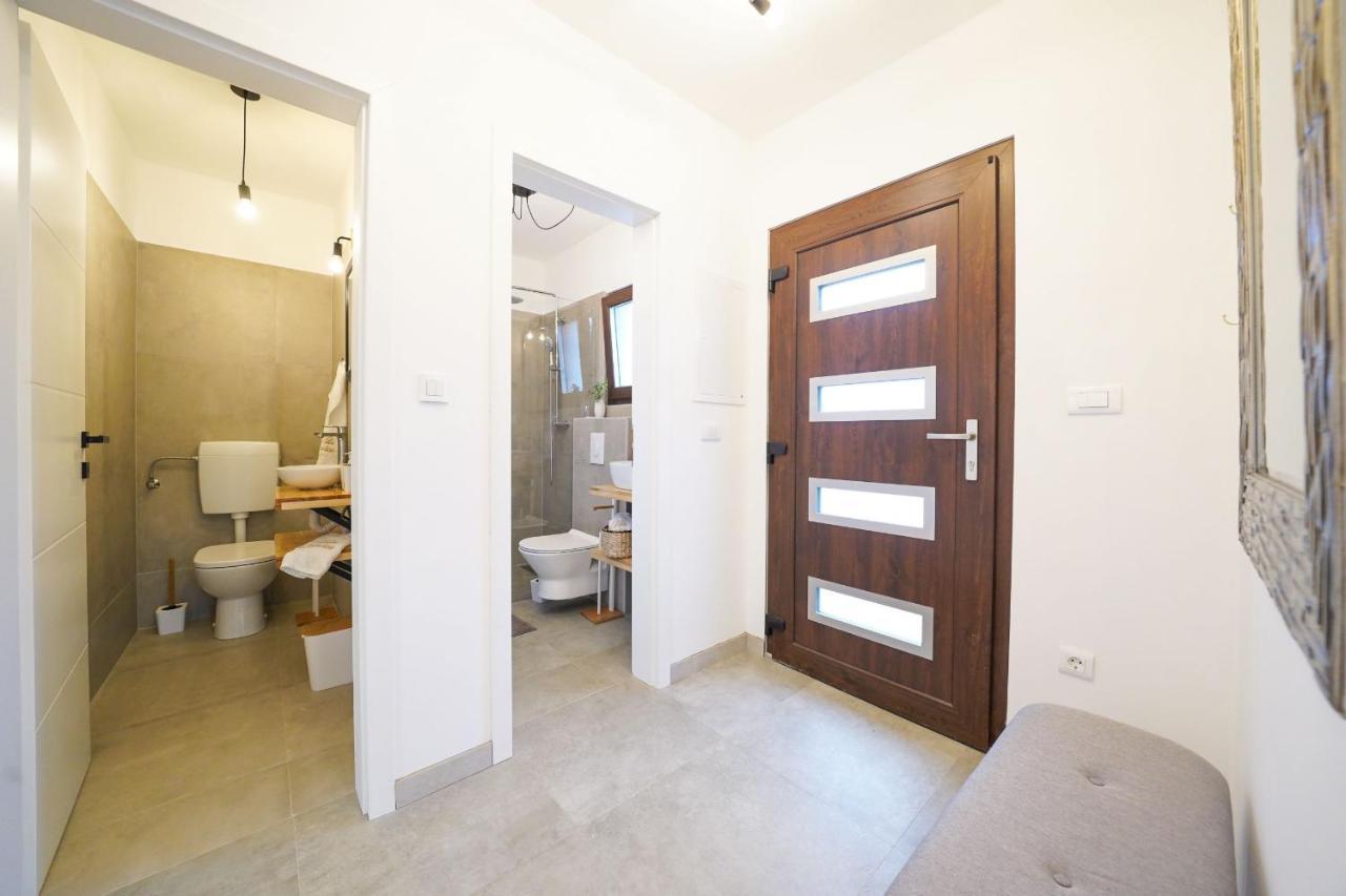 Villa Suncica Zadarvillas ซูโกชัน ภายนอก รูปภาพ